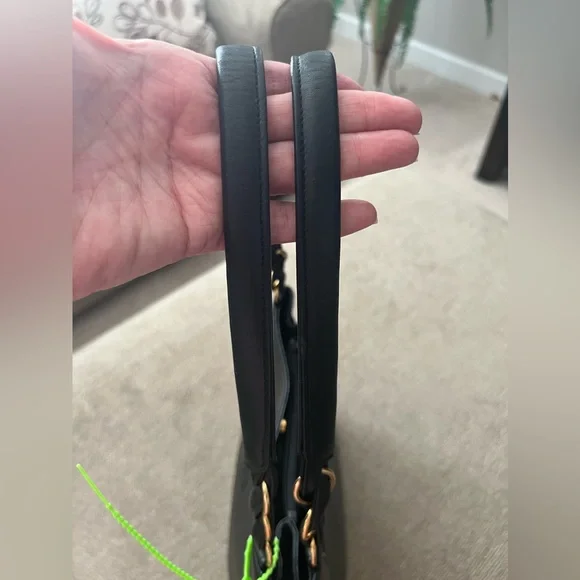 Roberta Di Camerino Black Leather Shoulder Purse ITALY - Picture 10 of 16